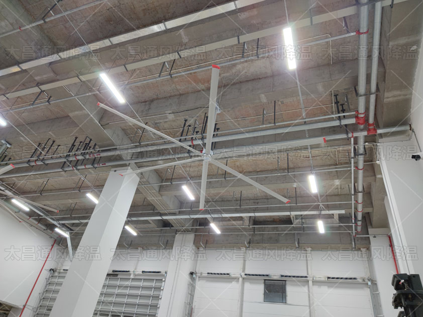 工業(yè)大風扇安裝的工廠越來越多？它有什么使用效果呢