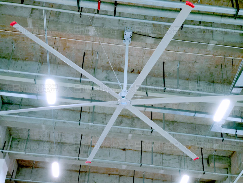 工廠高溫沒法干活，大型企業(yè)都在用的降溫方法你知道嗎？