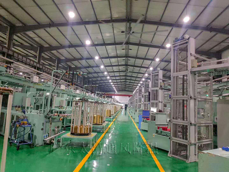 電子車間工業大風扇安裝案例