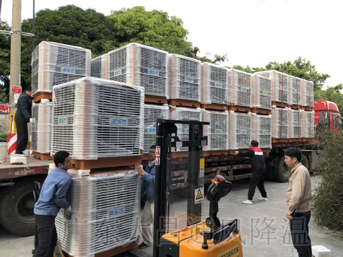 潤東方環保空調告訴您車間需要什么樣的降溫設備