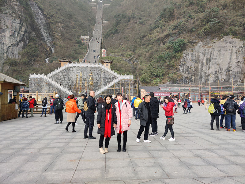 潤(rùn)東方環(huán)?？照{(diào)團(tuán)隊(duì)出游